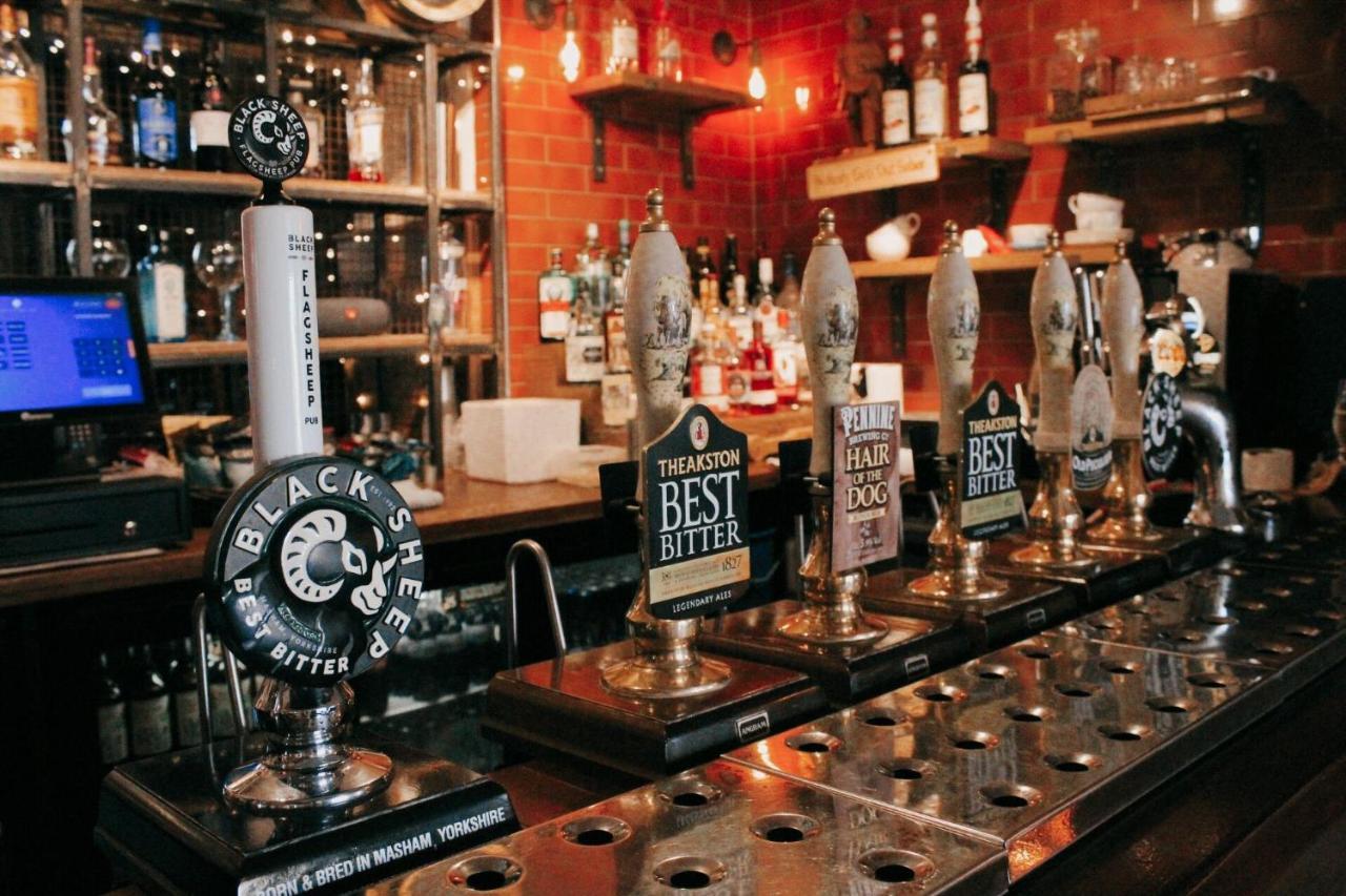 Hotel The Bay Horse, Masham Esterno foto