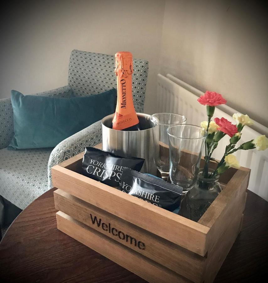 Hotel The Bay Horse, Masham Esterno foto