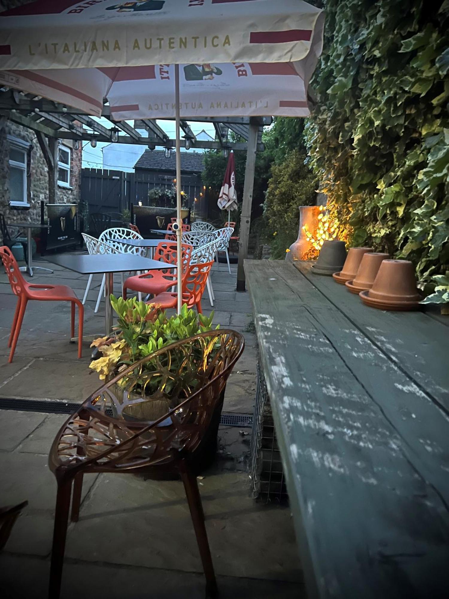 Hotel The Bay Horse, Masham Esterno foto